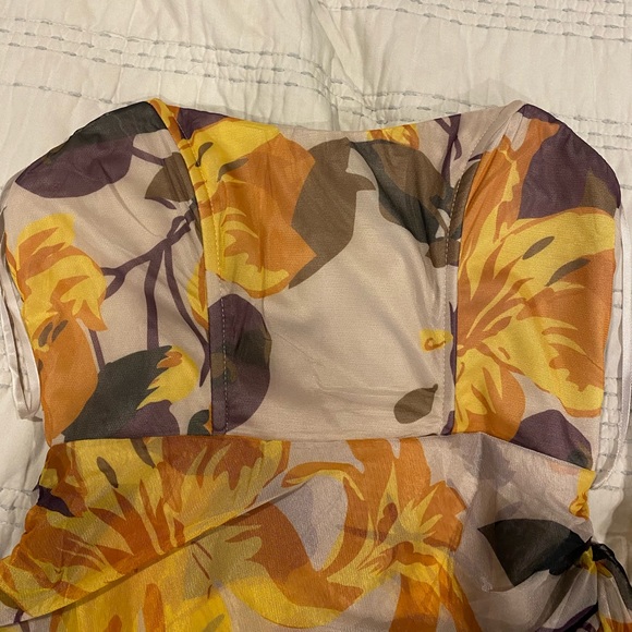NWT Floral Mini Dress - Picture 3 of 7